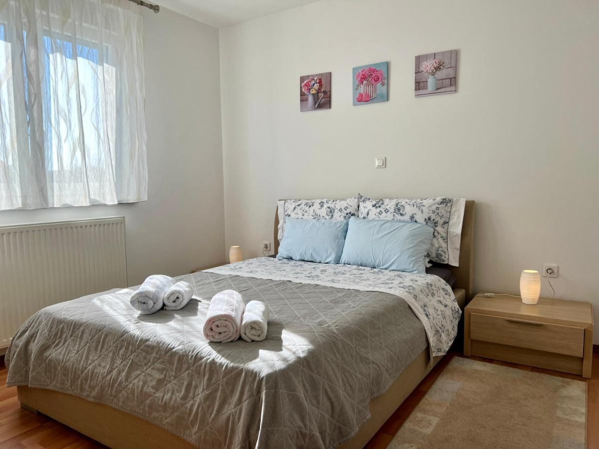 Apartman Ruza Apartment Pula Exterior photo